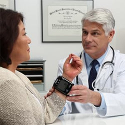 Omron Automatic Blood Pressure Omron BP6350 7 Series Wireless Wrist Blood Pressure Monitor